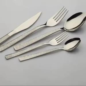 Juego de Cubiertos de Acero Inoxidable de Lujo para Servicio de Mesa, Cuchara, Tenedor y Cuchillo Resistentes, Colección de Vajilla - Product Image 1