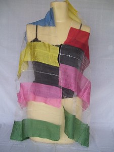 Écharpe en soie transparente de bonne qualité, légère et luxueuse pour la mode estivale des femmes tendances, longue écharpe transparente - Product Image 1