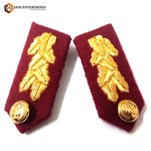 Épaulettes brodées sur mesure en or pour accessoires d'uniforme, fabriquées au Pakistan - Product Image 6