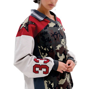 Jersey de Fútbol Americano con Estampado de Camuflaje para Mujer, Estilo Urbano, Manga Larga, Cuello Polo, Ropa Deportiva, OEM, ODM, Venta al Por Mayor, Personalizable - Product Image 2
