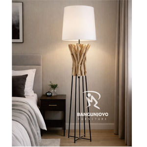 Lampe de chevet en bois massif écologique et durable avec pieds en fer, design moderne pour chambre à coucher - Product Image 4