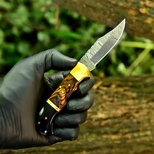 Cuchillos plegables de caza con hoja curva para desollar y preparar alimentos en campamentos. - Product Image 6