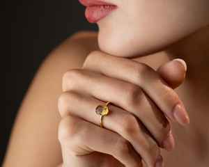 Anillo de Cuarzo Ahumado Natural, Plata de Ley 925, Chapado en Oro Vermeil de 14K, Corte Ovalado, Cambia de Color, Joyería Turca Minimalista - Product Image 6