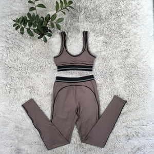Women's <b>Olive</b> <b>Green</b> Sporty Two-Piece Set Crop Top With Elastic Waist <b>Leggings</b> Full Length Solid Color Knitted Spandex Nylon - Product Image 3