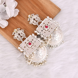 Boucles d'oreilles ethniques Jhumka en perles Hydro Kundan roses pour femmes |   Bijoux indiens traditionnels en laiton plaqué argent - Product Image 3