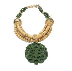 Collier de perles en résine bleue, artisanat de qualité, nouveau collier de déclaration de mode fait à la main - Product Image 5
