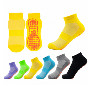 Factory Wholesale Autumn Crew Trampoline <b>Socks</b> for Indoor Sports Adults Anti-slip <b>Breathable</b> Polyester/Cotton - Product Image 1