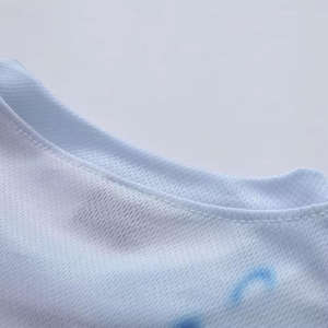 โรงงานขายส่งเสื้อยืดโพลีเอสเตอร์ 100% แบบสั่งทำพิเศษสำหรับผู้ชาย พิมพ์ลายแบบซับลิเมชั่นเต็มตัว ซักแล้ว ตัดเย็บด้วยระบบอัตโนมัติ - Product Image 4