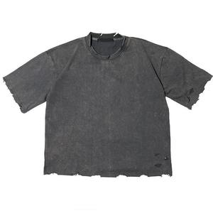 Camiseta Oversize Desgastada con Bajo Irregular y Rasgados, 2025, Venta al por Mayor, Personalizada, 100% Algodón, Manga Corta - Product Image 2