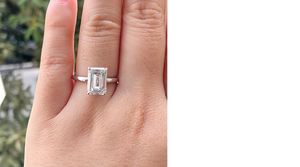 Anillo de compromiso de oro de 14 quilates con diamante cultivado en laboratorio de 2 quilates con corte esmeralda EF-VS1, anillo solitario clásico, elegante joyería fina para mujer, regalo. - Product Image 4