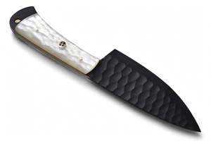 Cuchillo de Cocina Negro Forjado a Mano con Mango de Resina Perlada - Product Image 5