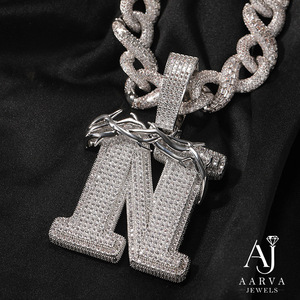 Collier pendentif lettre hip-hop plaqué or rose 18 carats avec micro-incrustation de moissanite pour cadeau de fête - Product Image 4