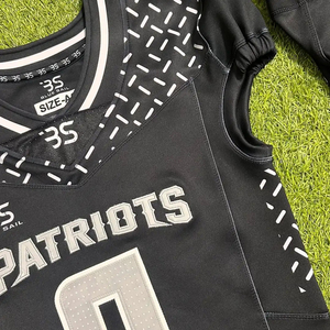 Conjunto de Uniforme de Fútbol Americano Negro con Vela Azul, Ropa Deportiva Juvenil, Manga Corta, Cuello en V, 100% Poliéster, Logotipo Personalizado Patriots - Product Image 5