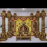 Décorations de mariage indiennes éblouissantes Superbes piliers en FRP dorés Mandap Set pour un look à couper le souffle