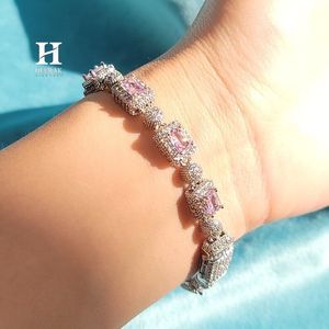 Pulsera de Lujo con Diamantes Rosa Corte Esmeralda y Zafiro Rosa Cultivado en Laboratorio VVS, Oro Blanco de 14K, con Halo y Cierre de Caja Iced Out - Product Image 4