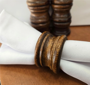 Ronds de serviette de luxe en bois d'acacia, décoration de table pour fêtes, mariages et usage domestique. - Product Image 1