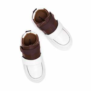 Boys Brown Casual Joggers KD1687 Cómoda camiseta de yoga para Estilo de vida activo - Product Image 1