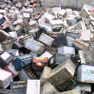 Approvisionnement en gros de ferraille de batteries réutilisables contenant des pièces métalliques précieuses avec emballage organisé pour l'importation à l'étranger - Product Image 4