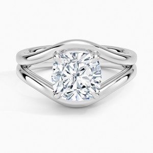 Bague solitaire à deux branches en or blanc avec moissanite taille coussin - Product Image 3