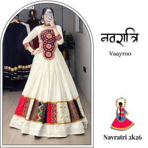 Ensemble Lehenga-Choli pour femme en rayonne et coton imprimé, avec miroir et broderie, idéal pour les fêtes et le Navratri - Product Image 2