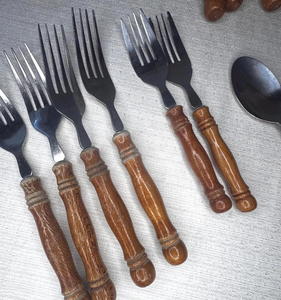 Couverts de qualité supérieure en acier inoxydable, vaisselle et articles de table avec manche en bois pour la maison et l'hôtellerie à bas prix - Product Image 6