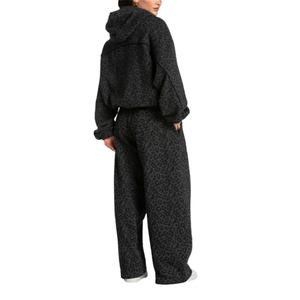 Nuevo Conjunto Deportivo de Yoga con Estampado de Leopardo, Alta Elasticidad, Resistente a las Arrugas y sin Costuras, para Uso Casual y Deportivo - Product Image 3