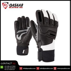 Breathable Rechargeable-Heat <b>Gloves</b> Black-<b>White</b> Snowboard Touchscreen Winter Waterproof and Snow-Proof Heated <b>Ski</b> <b>Gloves</b> - Product Image 4