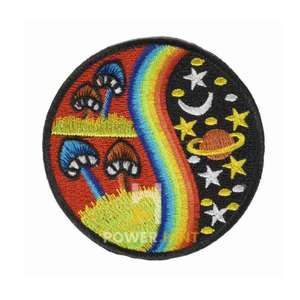 Parche Bordado de Tela de Alta Calidad con Diseño Moderno, Insignia Termoadhesiva para Ropa - Product Image 3