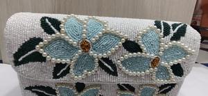 Sacs Potli pour cadeaux de mariage indiens, sacs de dragées pour demoiselles d'honneur, cadeaux de remerciement pour Haldi, Mehndi, Sangeet, pochettes à bijoux pour femmes avec cordon de serrage - Product Image 4