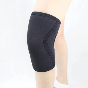Rodilleras de Protección Profesional Gruesas de Polipropileno Personalizables con Cierre de Gancho y Bucle, Transpirables, Unisex, para Múltiples Deportes - Product Image 4