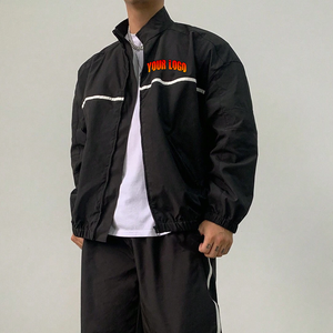 Ensemble personnalisé de vestes en nylon à fermeture éclair et pantalons de survêtement en nylon, ensemble de survêtement coupe-vent léger en nylon avec patchwork personnalisé - Product Image 6