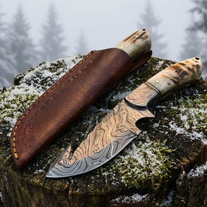 Nouveau couteau artisanal en corne de bélier de Damas avec étui |   Couteau à lame fixe pour dépecer |   Couteau de bushcraft |   Couteau de chasse |   Couteau de camping - Product Image 6