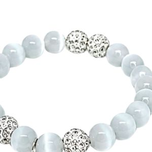 Bracelet extensible blanc perlé avec pendentif rond en cristal et accents en strass argentés, accessoire de mode pour femmes et jeunes filles - Product Image 4