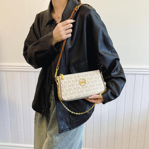 Bolso de Mano de Lujo para Mujer, Diseño de Marca, Marca FST, para Todas las Temporadas, Forro de Poliéster Duradero, para Viajes Diarios, Hecho de PU - Product Image 2