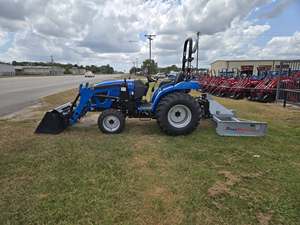 Mini Tractor LS de 25 HP con Tracción en las 4 Ruedas, Transmisión por Engranajes, Caja de Cambios con Bomba y Rodamientos - Alta Productividad para Uso Agrícola - Product Image 5
