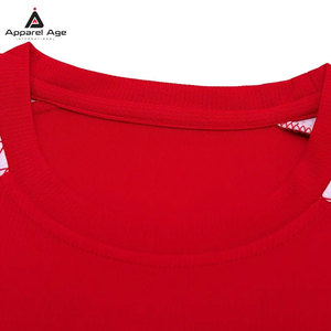 เสื้อฟุตบอลแบบใหม่ พิมพ์โลโก้ตามสั่ง ดีไซน์สวย ผลิตจากโพลีเอสเตอร์ 100% ขายส่งราคาถูก - Product Image 3