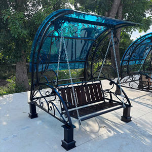 Ensemble de balançoires de jardin modernes pour 3 personnes, construit avec un cadre en fer durable, un support métallique sécurisé et un auvent extérieur - Product Image 6