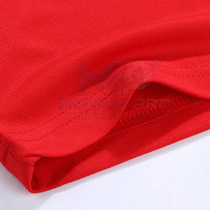 Nouvelle tenue de football personnalisée, impression de numéros personnalisés, tissu 100% polyester respirant, écologique, de haute qualité, durable - Product Image 3