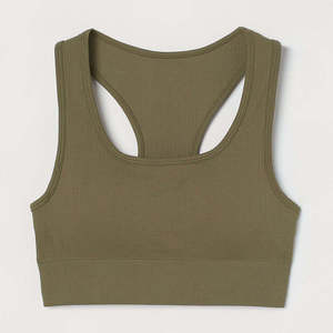 Sujetador deportivo acanalado verde oliva con cuello redondo y soporte medio para yoga - Product Image 5