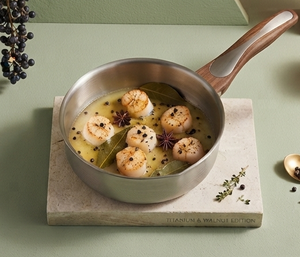 Casserole en acier inoxydable de qualité supérieure avec couvercle en verre, finition argentée durable, antiadhésive, casserole indienne avec couvercle - Product Image 4