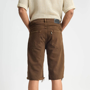 Pantalones Cortos de Mezclilla Desgastados Personalizados para Hombre, Estilo Vintage con Diamantes, Lavado Ácido, Dobladillo sin Rematar y Diseño con Pedrería, Estilo Urbano - Product Image 5