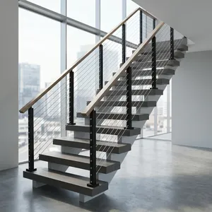 Rampe d'escalier intérieure moderne avec poteaux en métal noir, câbles horizontaux en acier et mains courantes en bois pour la sécurité domestique - Product Image 1
