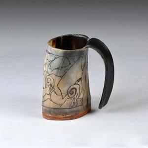 Mug en corne gravé sur mesure de qualité supérieure pour cadeaux de garçons d'honneur, mariages et anniversaires. Disponible pour la vente en gros. - Product Image 3