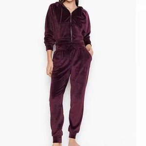 Conjunto Deportivo de Terciopelo para Mujer, Corte Ajustado, Transpirable, con Capucha, para Invierno, con Envío Aéreo - Product Image 5