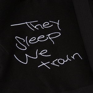 Kimono de Jiu-Jitsu Negro TSWT para Albino y Preto, con Bolsa, 450 GSM, Tejido de Algodón Perlado, Transpirable y de Secado Rápido, Ligero, Unisex - Product Image 5