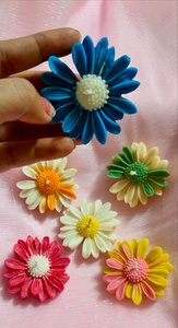 Velas Aromáticas de Cera de Soya Hechas a Mano con Diseño Floral, Ecológicas, con MOQ Bajo, para Decoración del Hogar y Regalos Festivos - Product Image 2