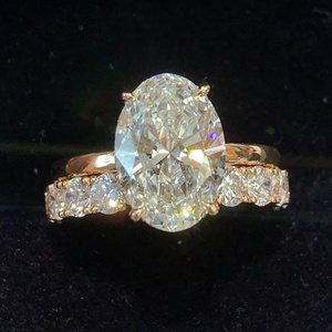 Anillo de compromiso solitario de diamante VVS cultivado en laboratorio con corte ovalado de oro personalizado, estilo hip-hop, con juego de anillos de boda eternos a juego, regalo de aniversario - Product Image 6