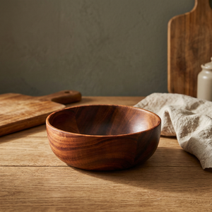 Saladier en bois d'acacia de grande taille avec finition naturelle de qualité supérieure pour servir les collations et le petit déjeuner, vente en gros - Product Image 1