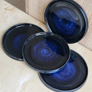 Plato de Cena de Cerámica Azul Medianoche con Acabado Brillante, Estilo Moderno y Lujoso, Vajilla Duradera para una Experiencia Gastronómica Elegante - Product Image 1