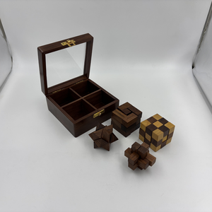 Ensemble de 4 puzzles en bois artisanaux en bois de rose indien, jeux de réflexion, boîte cadeau avec couvercle en verre, qualité supérieure - Product Image 5